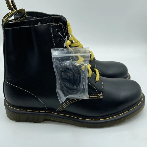 Dr. Martens 1460 Pascal Black/Dark Grey 8-Eye Smooth Leather Boots Mens Multi - Picture 2 of 6